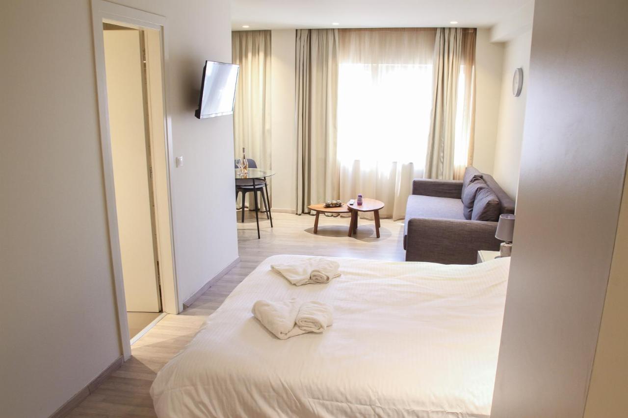 Pallados Suites Атина Екстериор снимка
