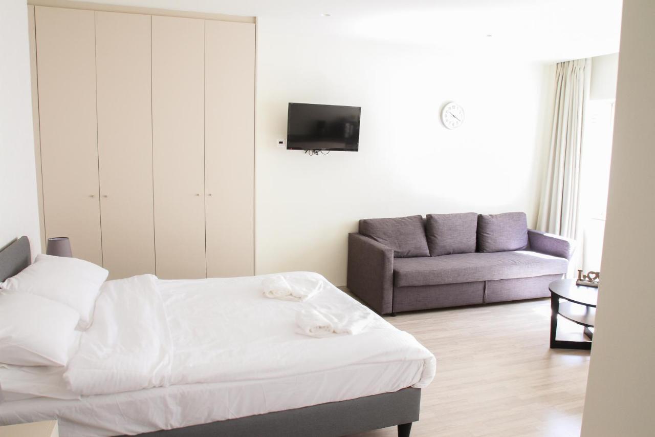 Pallados Suites Атина Екстериор снимка
