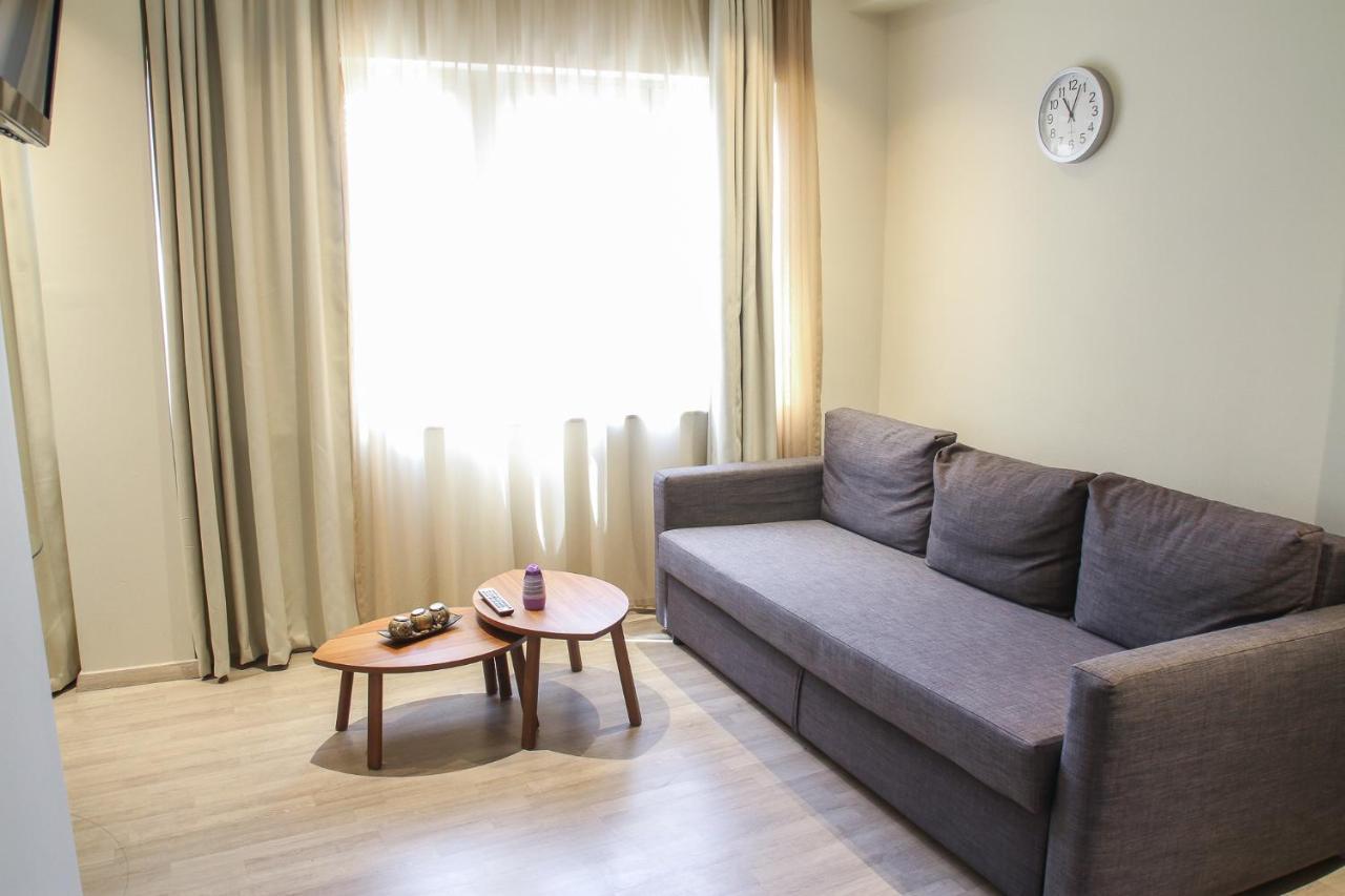 Pallados Suites Атина Екстериор снимка
