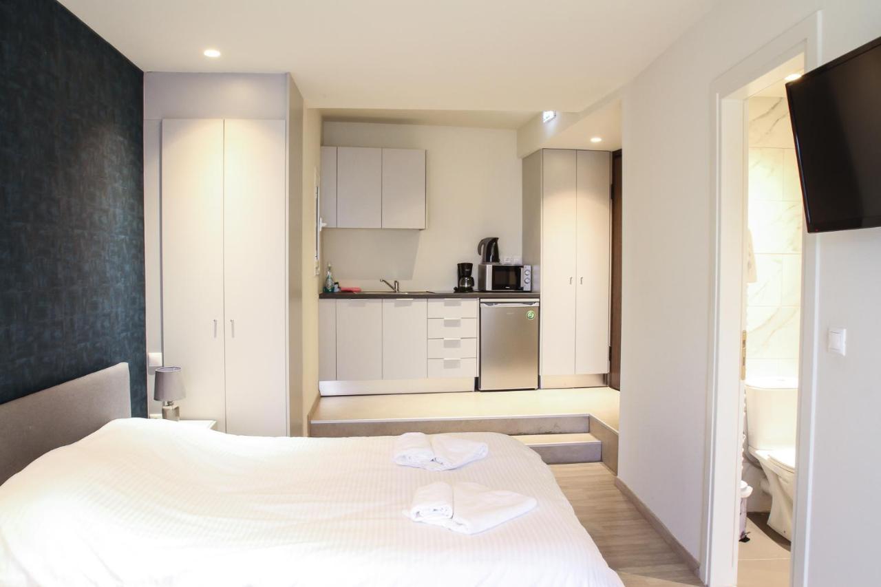 Pallados Suites Атина Екстериор снимка